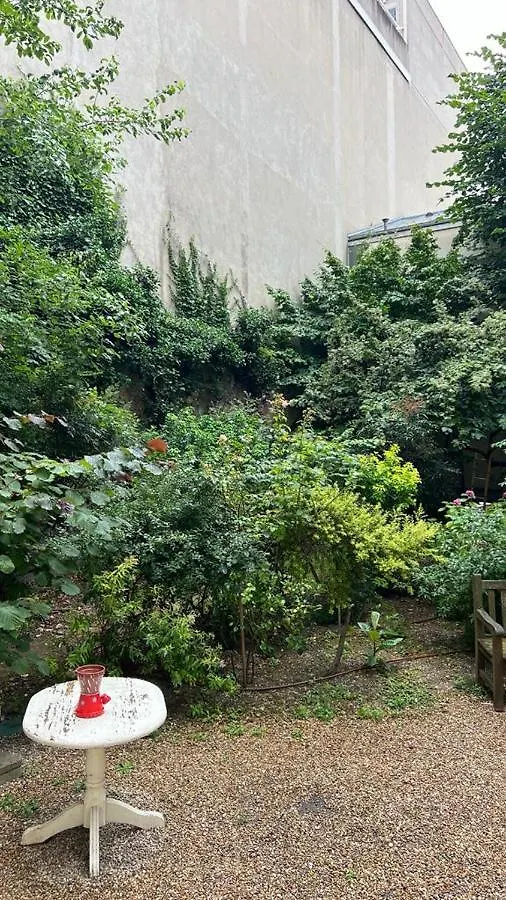 Spacieux Au Coeur Du 9 Eme Arrondissement Διαμέρισμα